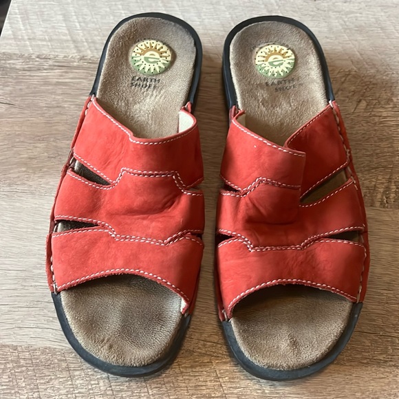 Earth Shoes Sandal in brick  color Size 9 - Picture 1 of 9